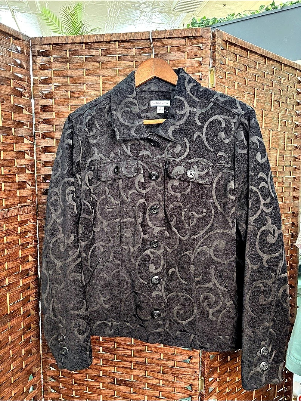 Stunning Velvet-Like Abstract Pattern Jacket Size L Like New